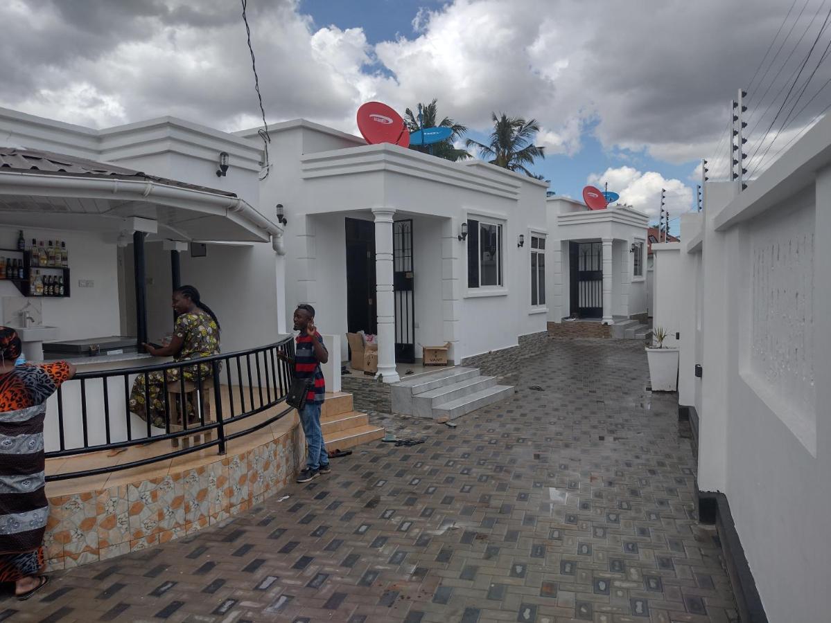 Mkamiti Villa - Airport Hotel Dar es Salaam Zewnętrze zdjęcie